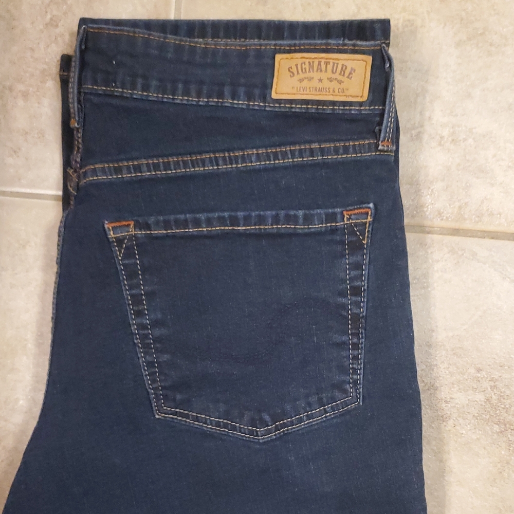Signature by Levi Strauss Dark Blue Denim